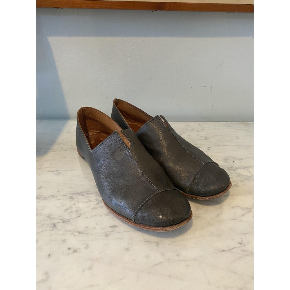 Cliff Dweller Shoes Womens Size 6.5 Green Leather Cap Toe Slip On Flats USA
